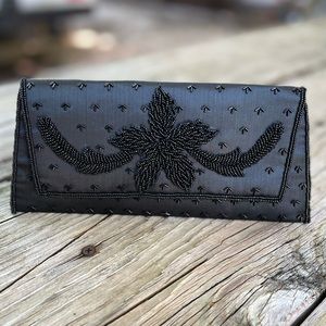 Vintage GARAY Bag with Beaded Detailing